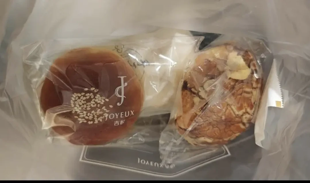 从500家跌到39家:“穷鬼天堂”塌了,99元会员卡只退15.7——国庆囤零食前,先把捡漏的三笔账重算一遍