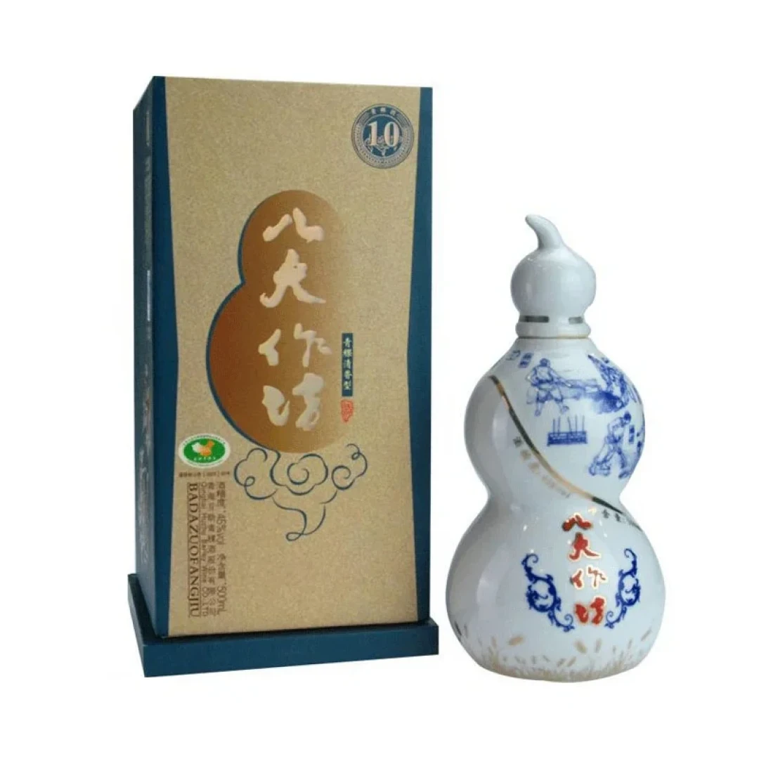 郎酒没续下去的冠名，被青海酒厂接了：天佑德同一周在西宁发新品、在北京拿下清华北大校友高尔夫