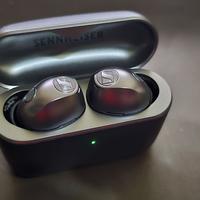 大馒头5卖3299、HD600街价1400：森海塞尔这轮营销攻势下的"信仰税"对账单，哪份钱买声音，哪份钱买广告牌