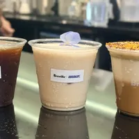 绝对×铂富联名把这波"咖啡兑酒"推到你面前：自己复刻先记3个"做不出"，12元一杯和酒吧88元一杯差的不是钱，还有一个睡眠红线
