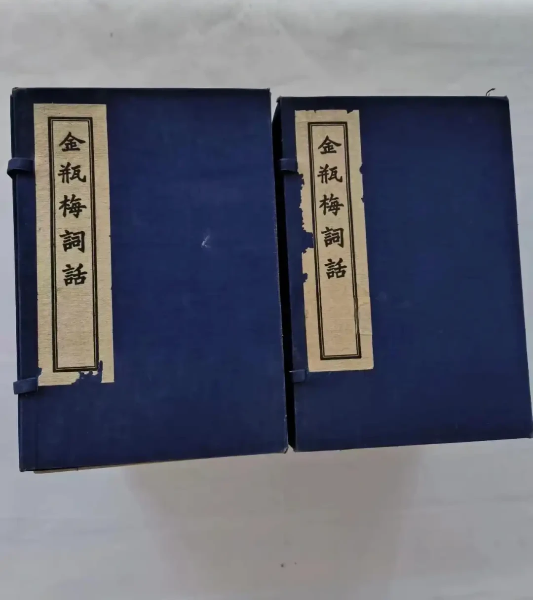 5道知乎题吵应伯爵,今天又添“挂件论”:我把4种流行解释对回原著,分歧全在那五十两银子上