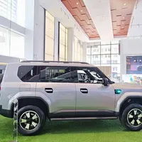 别急着抄"三件套"：方盒子改装里侧爬梯多数地区备案不了，十一自驾这笔钱该这么花