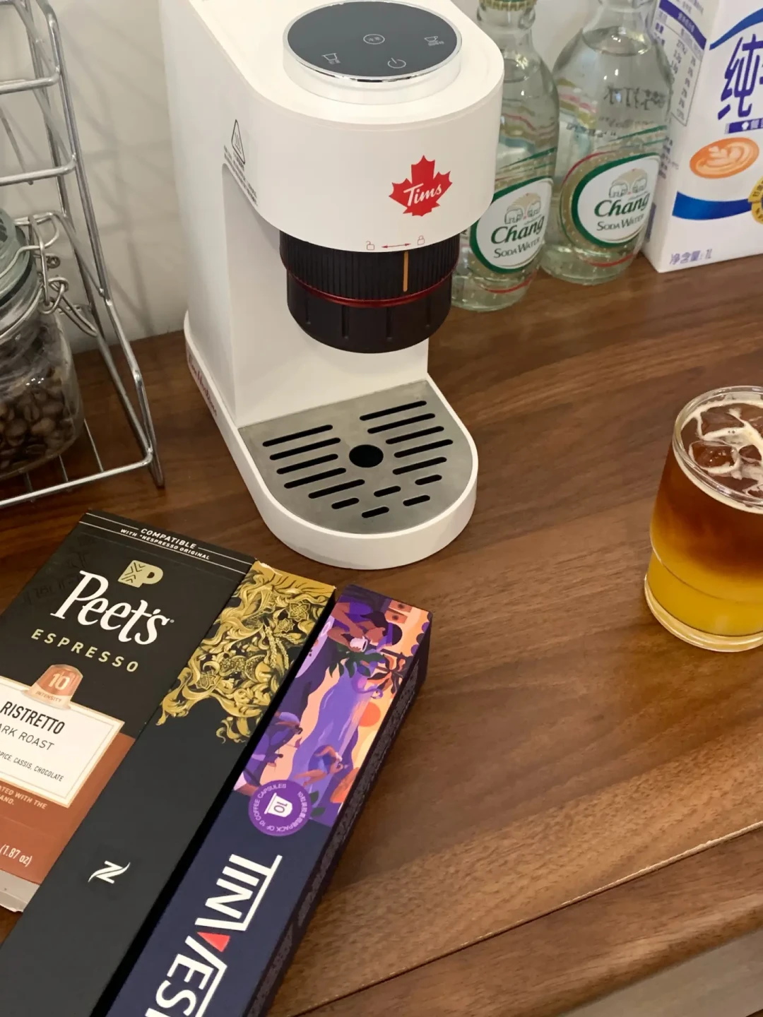 别只盯着700块的胶囊机便宜:胶囊咖啡的成本账,真省钱和假省钱一条线分清