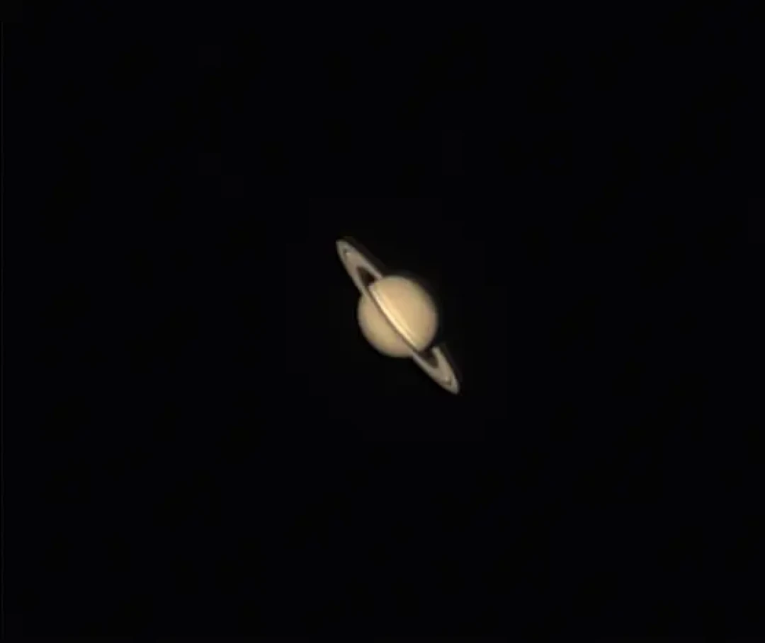 10月4日土星冲日:环不是“没了”,是“刚睁开”——手里的星特朗今年别追卡西尼缝,这三样才值得蹲
