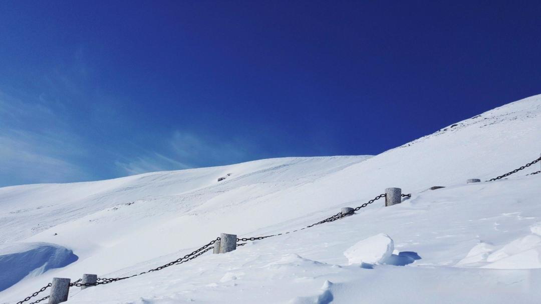 时差五小时长白山篇圆满收官 少年冰雪团建欢笑不断即赴巴黎