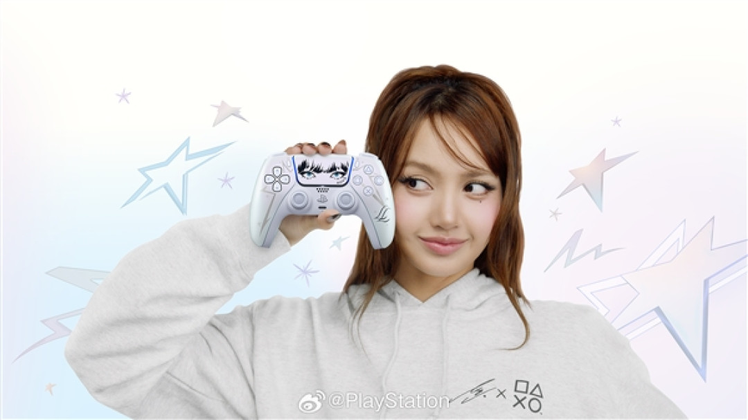 545元！索尼发布Lisa限量版DualSense手柄：刘海双眼设计别具一格