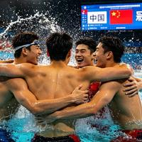 最后5米才反超!中国男子游泳破除一人撑全场魔咒