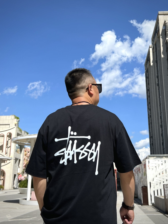 男士T恤