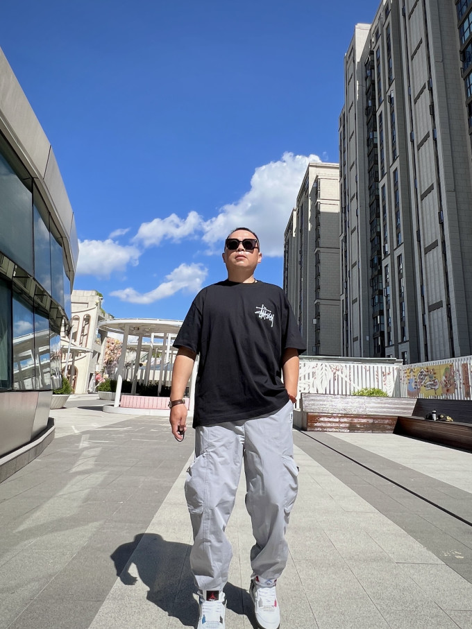 男士T恤