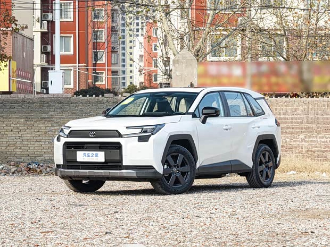 RAV4荣放探野版标价14.40万元,进店前先问自己有没有旧车