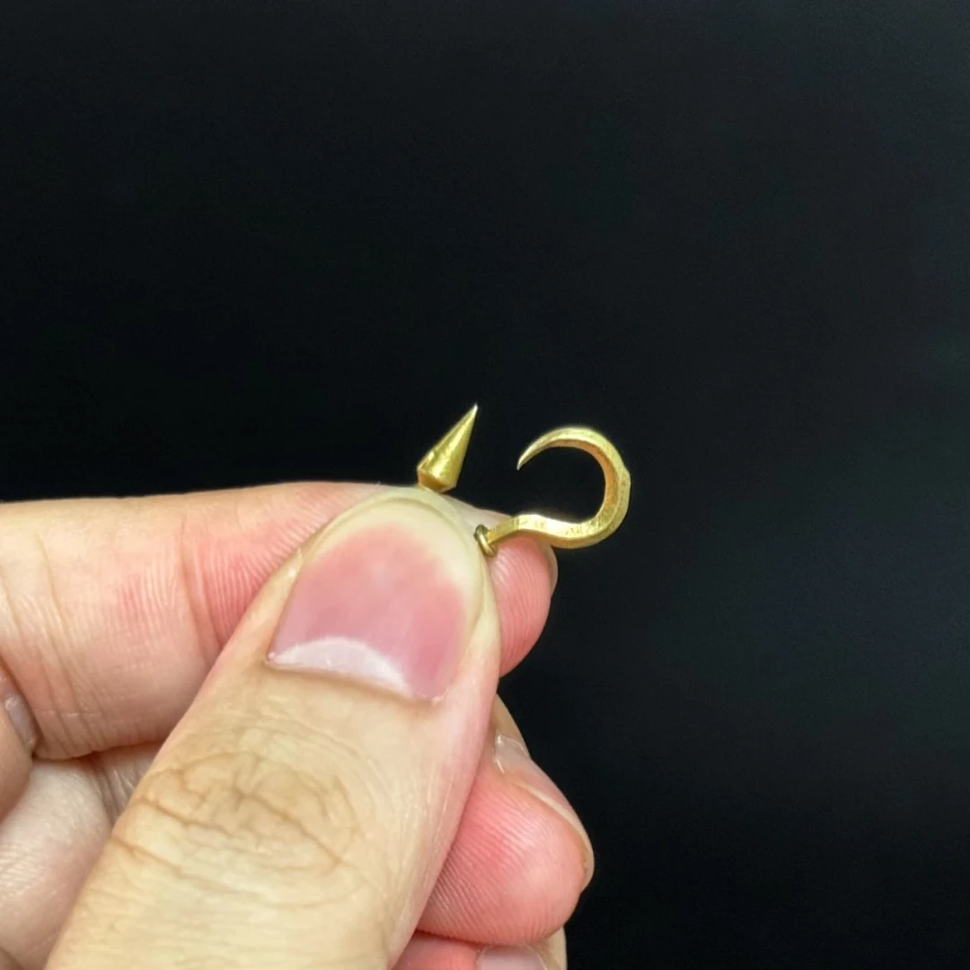 细节拉满但扎手指——良品制造「狂笑之蝠」1/12可动人偶深度把玩报告