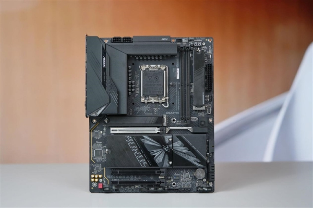 5个M.2插槽堆满!技嘉Z890 AORUS ELITE DUO X主板图赏