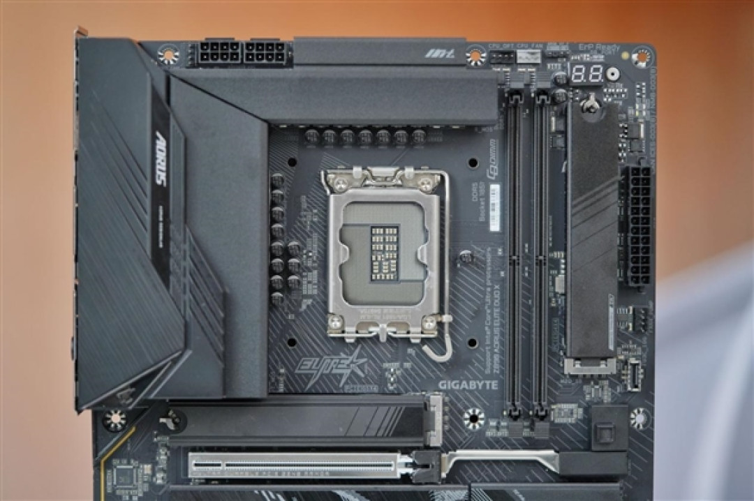 5个M.2插槽堆满!技嘉Z890 AORUS ELITE DUO X主板图赏