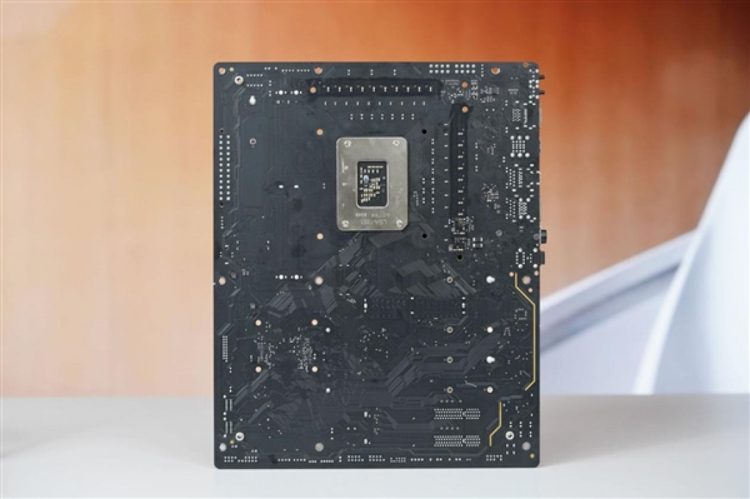 5个M.2插槽堆满!技嘉Z890 AORUS ELITE DUO X主板图赏