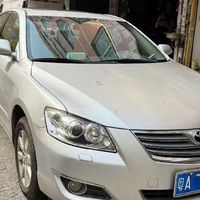 22万公里老凯美瑞暴雨后车内积水，拆空座椅才发现原因！