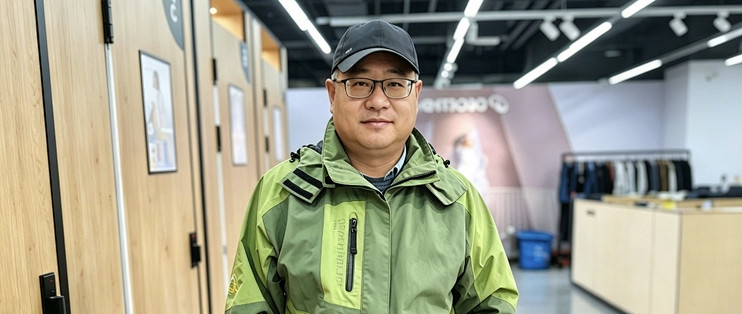GTX冲锋衣穿20年之后，还有防护作用么？