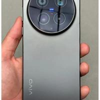 首批入手Ultra的人，都在替渠道扛风险？vivo新旗舰亏多少一文说清