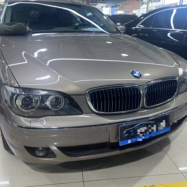 网上挂着6万的车，车商只肯出5万2：73.6%的车商在亏损、均价一年跌12%——金九银十第一次卖车，比完三个价格、四条路线再交钥匙