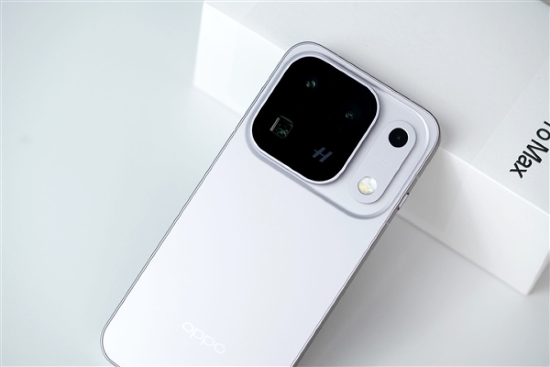 全球首款三颗2亿像素手机!OPPO Find X10 Pro Max图赏