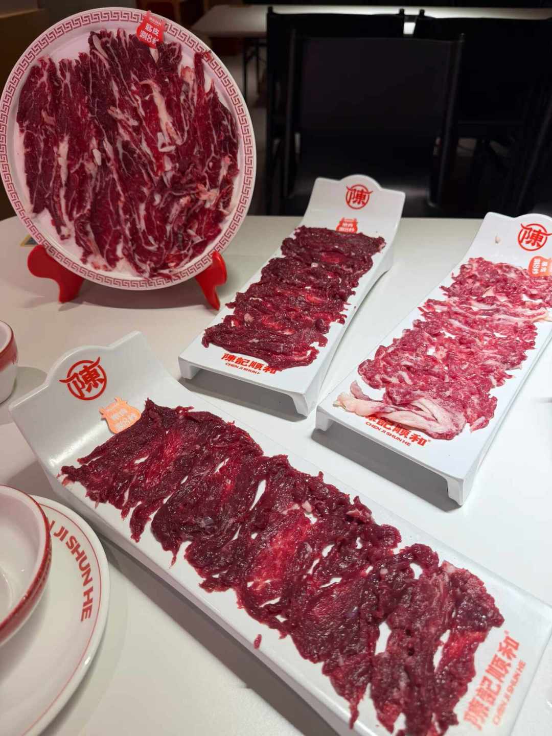 牛肉自助倒了一半,
