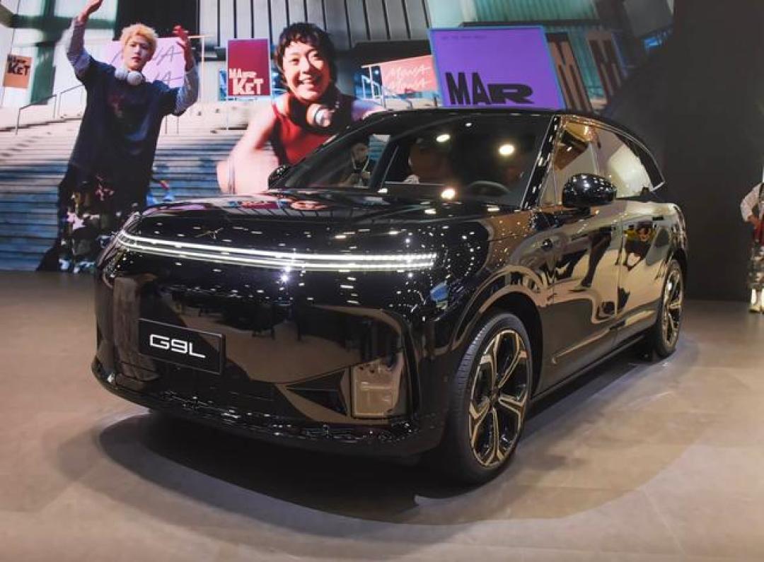 线控转向装上了5.35米的MPV、后轮转向打到23万级:家用车的驾驶感军备竞赛卷到驾驶位,家庭司机先对完3个数字、分清2种话术、跑完5个试驾动作再举手