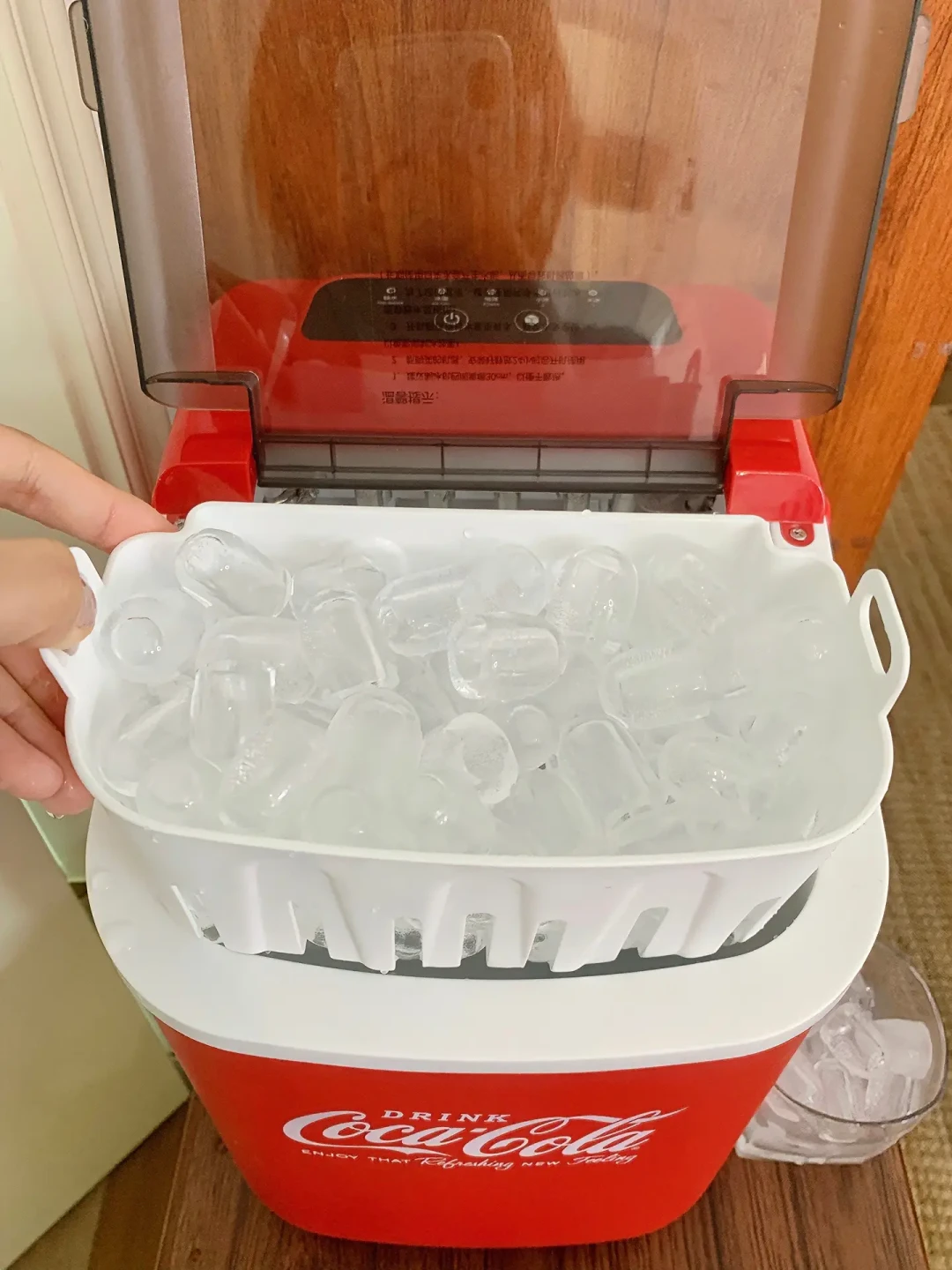 制冰机吃灰倒计时?秋冬换水吧前,先把这笔账算完再决定换不换