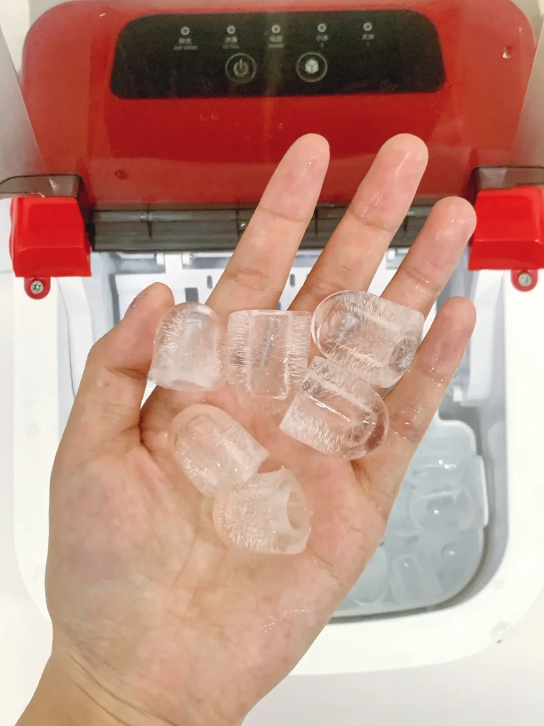 制冰机吃灰倒计时?秋冬换水吧前,先把这笔账算完再决定换不换
