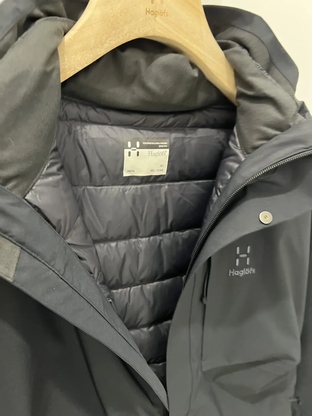 火柴棍的三合一有两条价签:抓绒与鹅绒差1300元,直播里那句