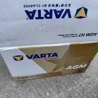 4S报2600、京东1280上门换、也有人搭个电被骗一千：对完13份真实报价、5套“该不该换”口径和7起趴窝实录，国庆前我把汽车电瓶拆成三本账