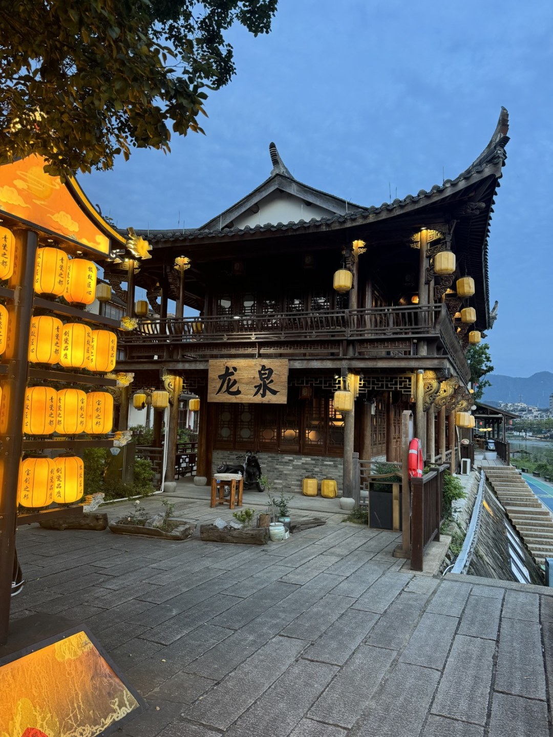 《锻刀大赛》看上头，想亲手打一把刀？龙泉师傅为什么婉拒你，258元体验课又能玩到什么