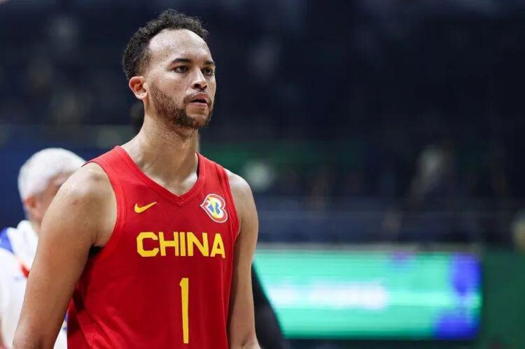李凯尔“改回美国籍”又传开:辟谣只拿到谣言十七分之一的传播量,真正挡住回归的不是国籍