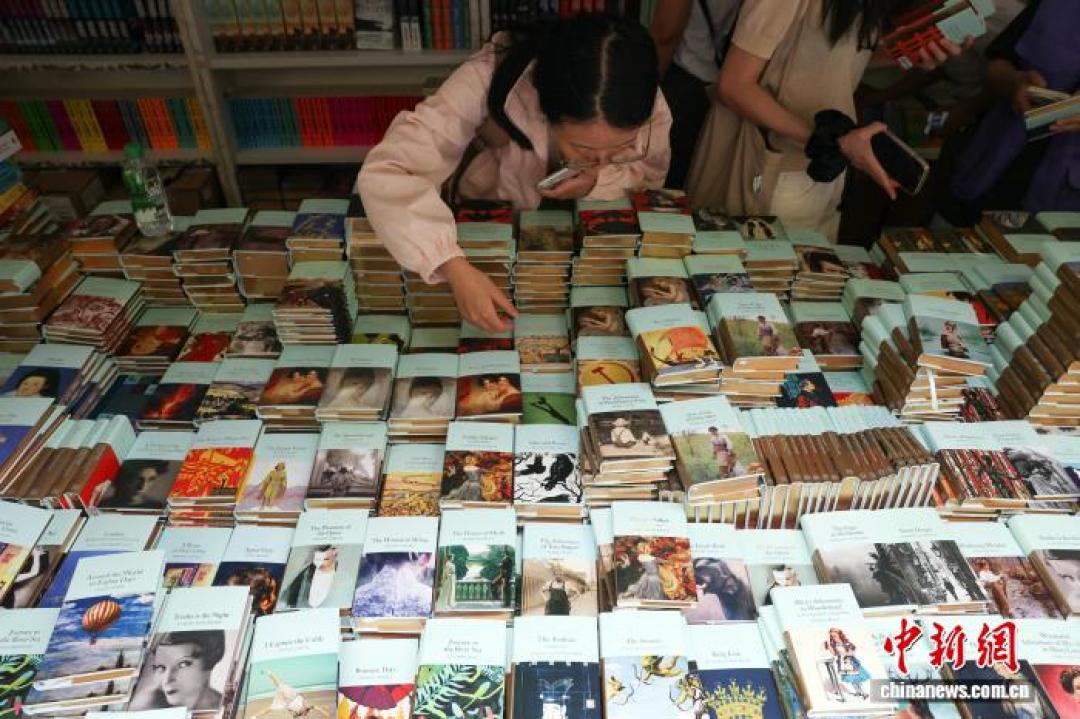 地坛书市只剩最后5天:惠民券+3折特价书+满赠阶梯,扒完30篇攻略再教你逛