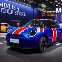 MINI闷声上市“酷不列颠”：20.88万起、限量3台收藏版当天卖掉1台——米字旗溢价先对完这三本账再下订