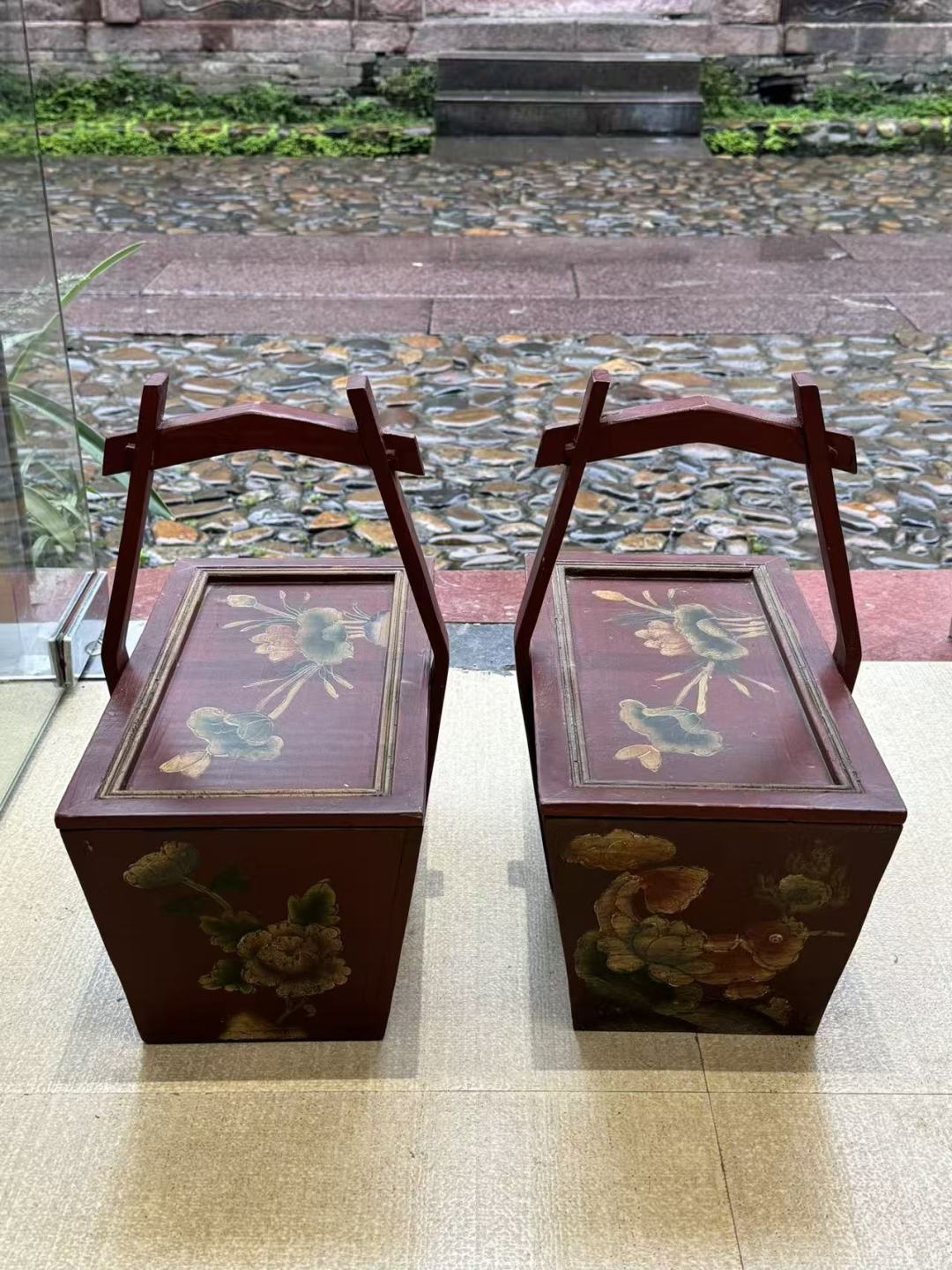 71岁马未都的“杂货铺”每天早上7点开门:开了近一年,评论区最热闹的是帮马爷出题答题