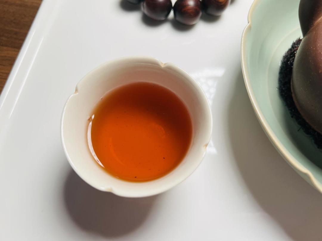 老班章58号茶农举身份证打脸