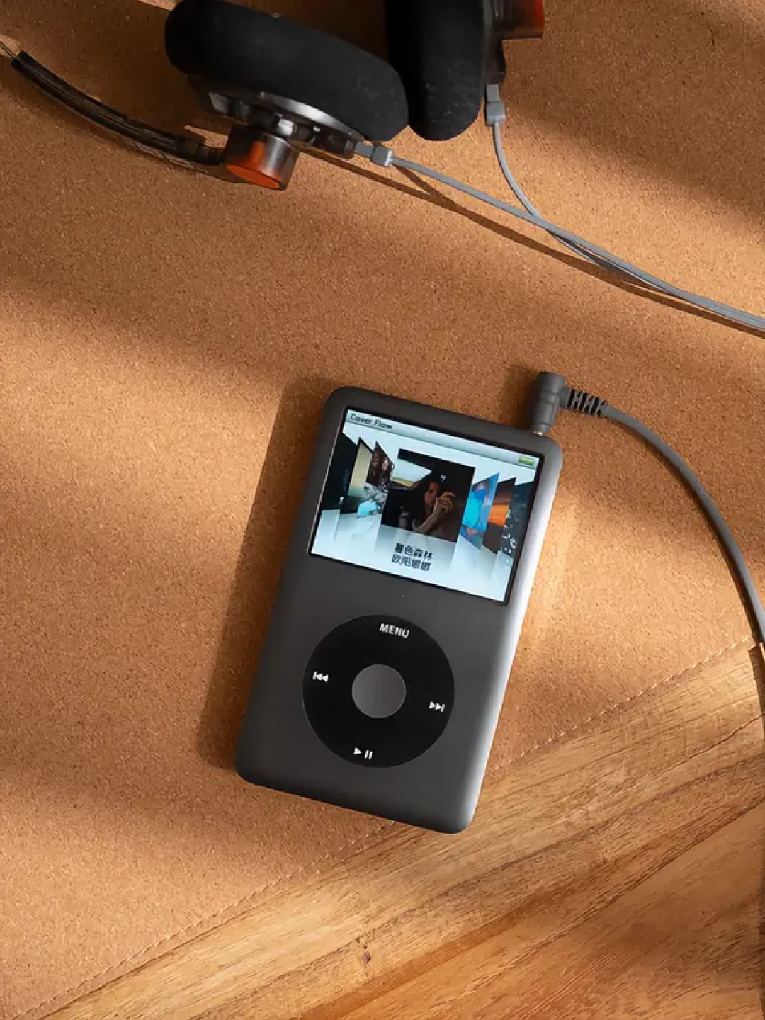 1000刀的iPod在热搜、65块的nano在闲鱼:这波老iPod行情分四本账,只有一本在涨