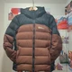 狼爪羽绒服的充绒量会在购物车里