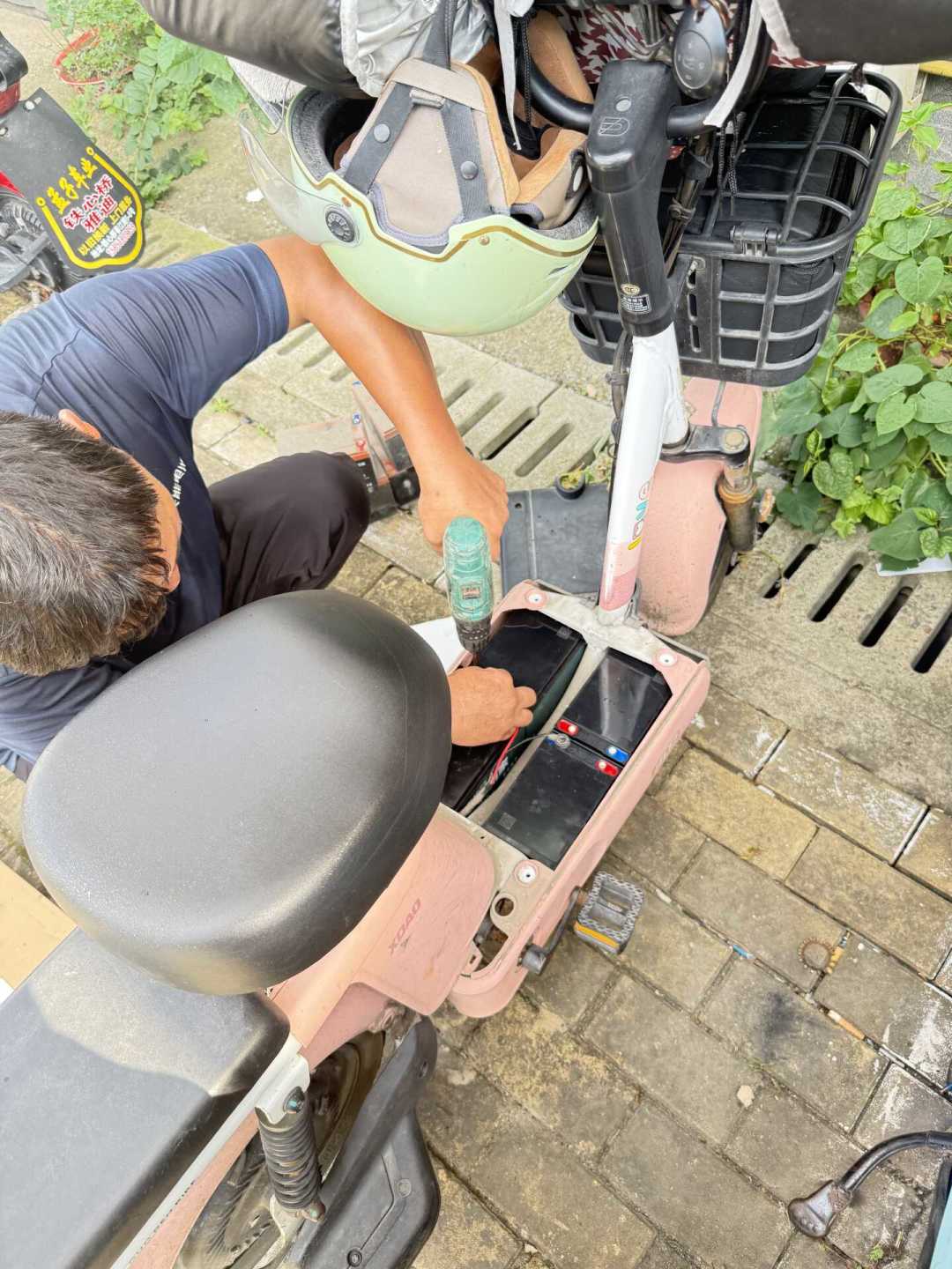 夏天实测25公里,降温后可能只剩12:国补提的飞鸽电驴,第一个冬天别急着换电池