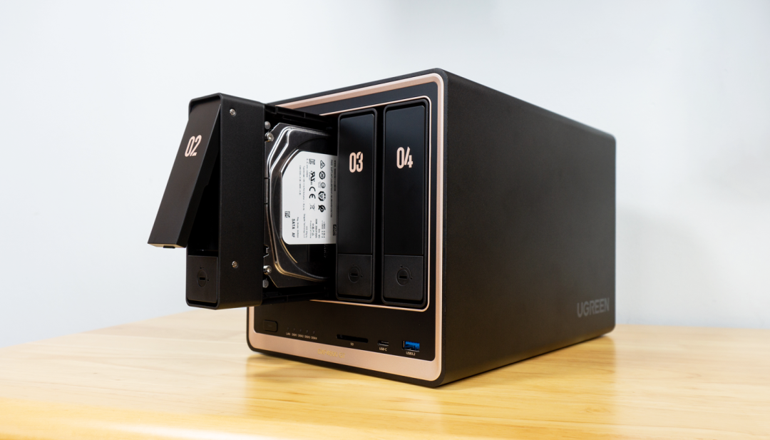 绿联NAS涨价账:DXP4800GT三个月从2212元涨到3519元,照片备份党现在该追吗?