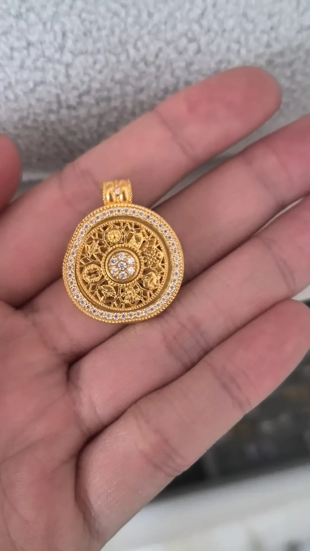 花丝磕了、瘪了、丝断了谁管修？翻了几百条评论，这笔“娇气账”买前就该算清