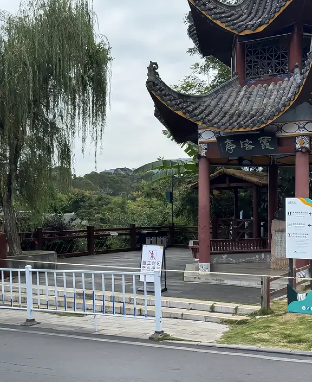 冲国庆机位前,先花10秒翻评论:机位