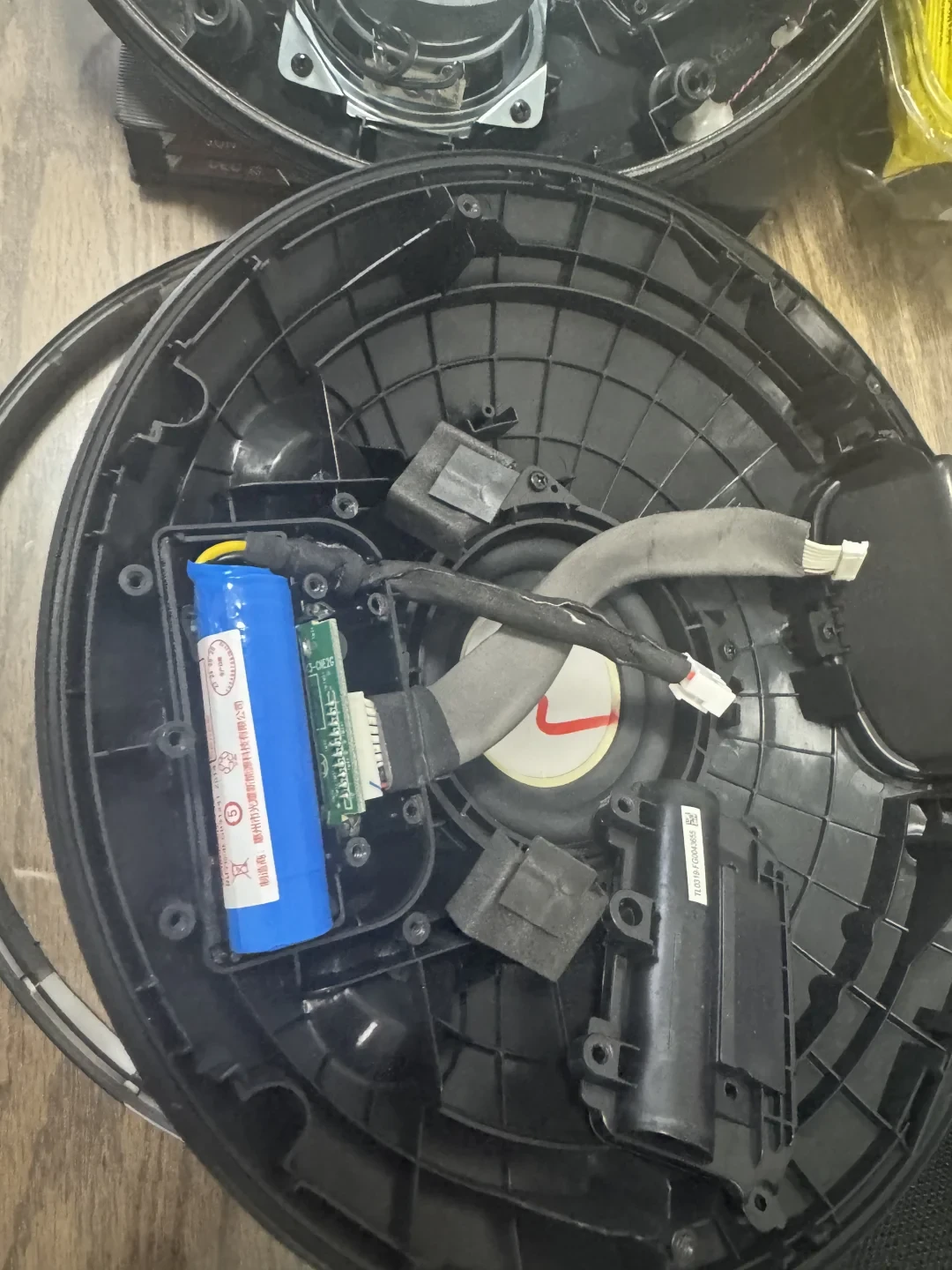 买哈曼卡顿第三年的人,开始排队修了:我把9月全网的HK维修帖翻了一遍,四条渠道的账差出一倍