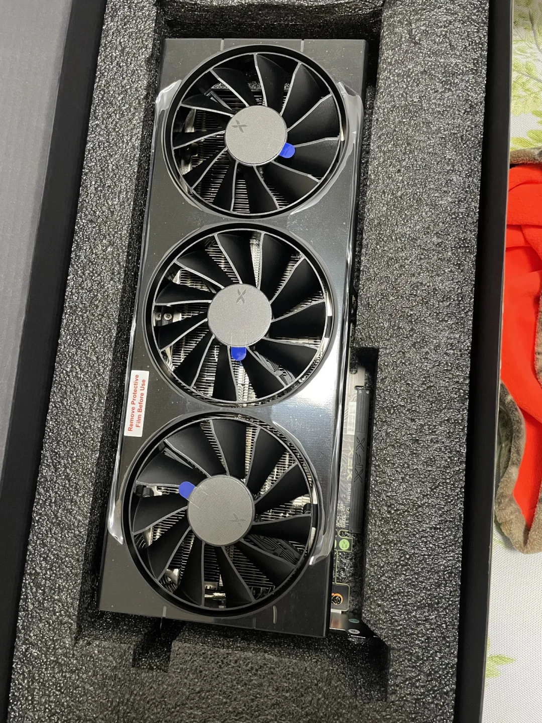 「9700X带9070XT凤凰涅槃」火了:把爆款视频下的卡主留言翻完,下单前先量机箱、算电源、定内存