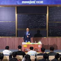 张朝阳“不要过度努力”又刷屏了：被语录卡裁掉的下半句，才是他真正想说的