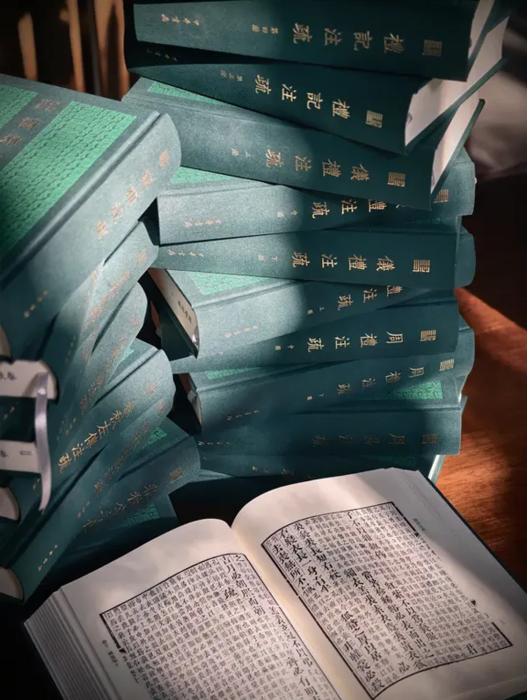 《十三经注疏》打成三国杀:北大社儒藏整理本国庆后预售,下单前先算清三笔账