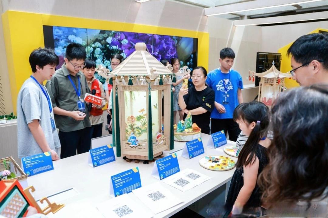 打卡上海世界技能博物馆 在百年工业遗存中体验沉浸式黑科技