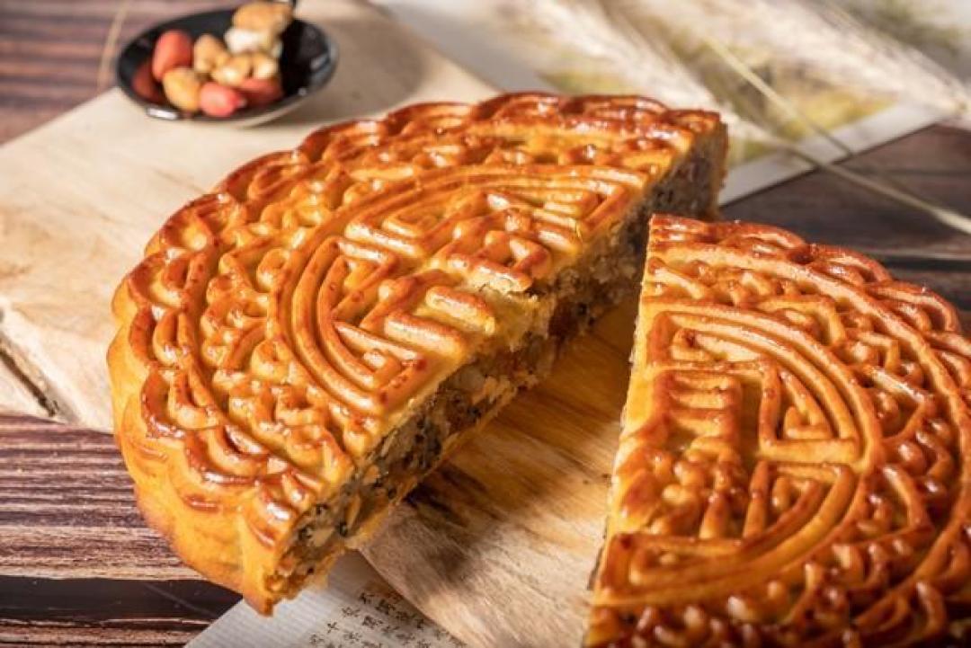 胖东来网红大月饼供不应求,紧急开启线上限购门店自提模式