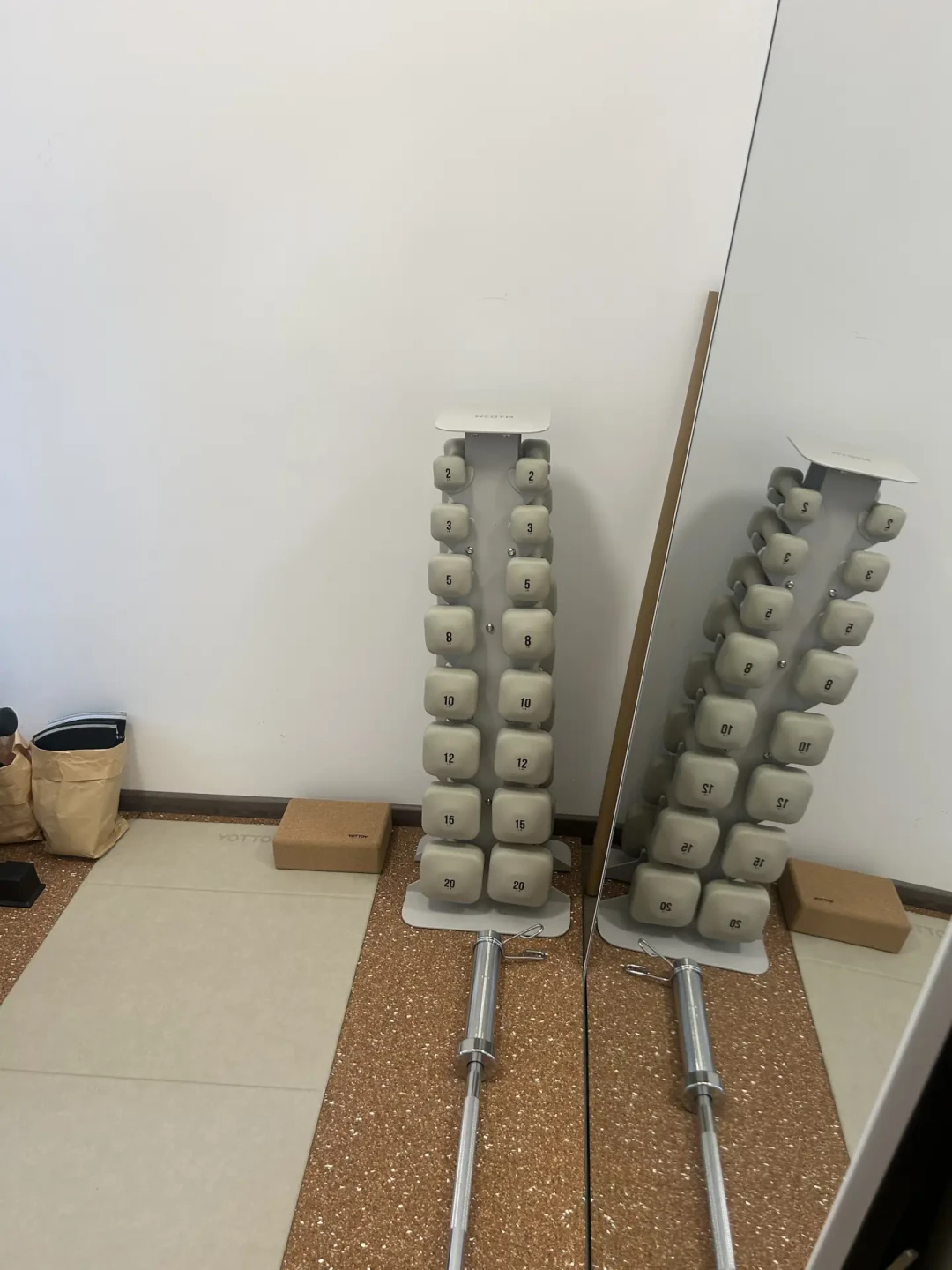 秋冬家庭健身房别急着“一步到位”:小飞鸟、综合训练架、史密斯一体机的真实账单与避坑清单