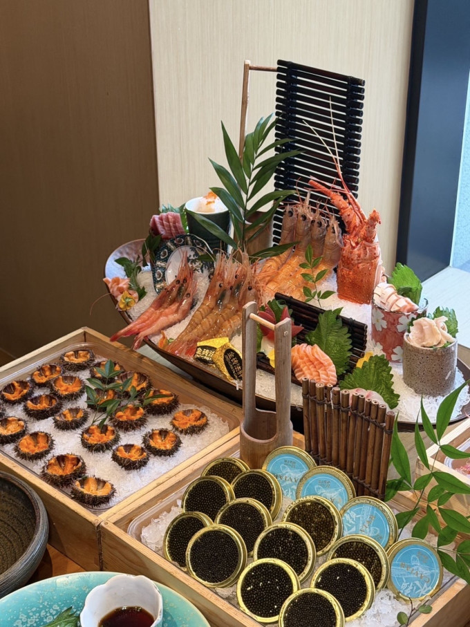 聚会餐饮