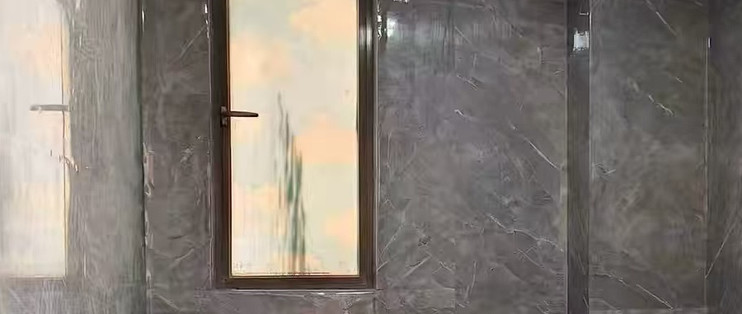 谁懂！老卫生间墙面斑驳真的很影响心情😭